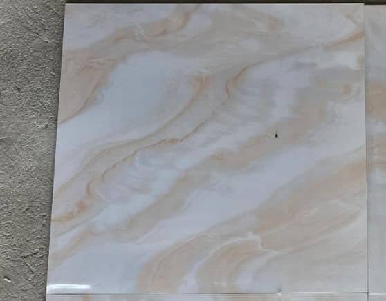 1m Porcelanato Ónix Beige o Mármol Veteado Crema. - Imagen 2